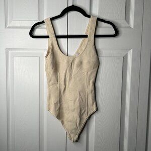 Isalis Cream Contour Cups Ribbed Knit Thong Bodysuit Women's Size Small S